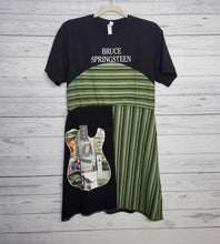 Load image into Gallery viewer, Bruce Springsteen T-shirt  Dress size Large